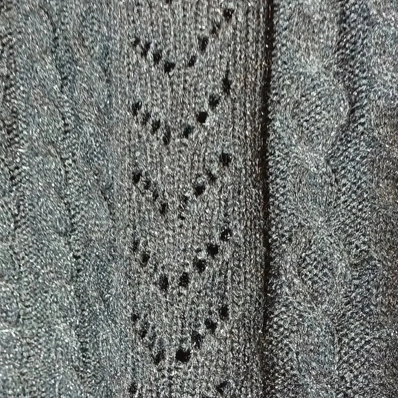 NEW Lissy open knit crochet sweater elastic bell sleeves crew neck small - Picture 3 of 8